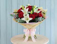 Букет цветов из:  Лилии и Розы #REPLACE_PRED# Энеме