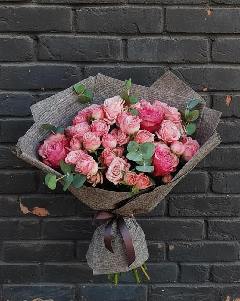 Букет цветов из: Розы в Энеме