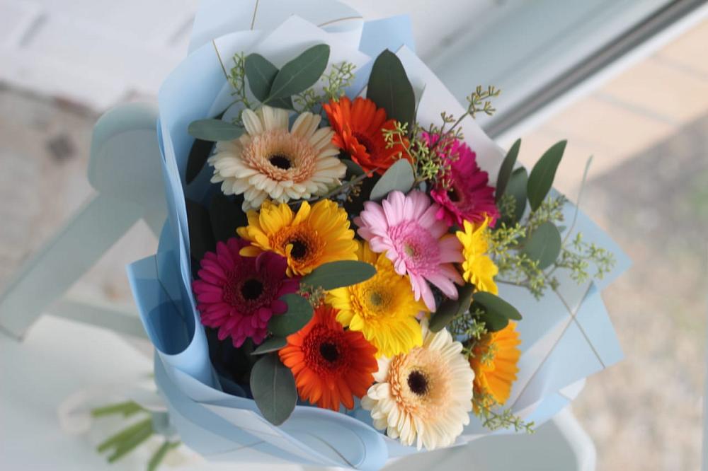 Букет цветов из: Герберы в Энеме