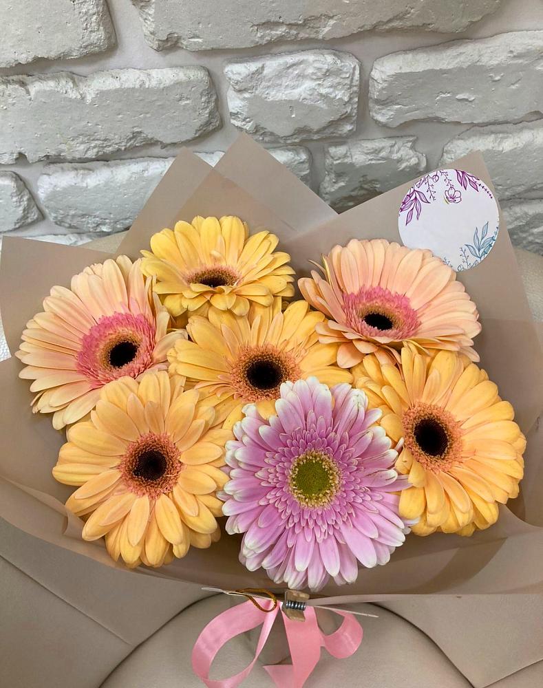Букет цветов из: Герберы в Энеме