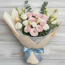 Букет цветов из:  Лизиантусы в Энеме