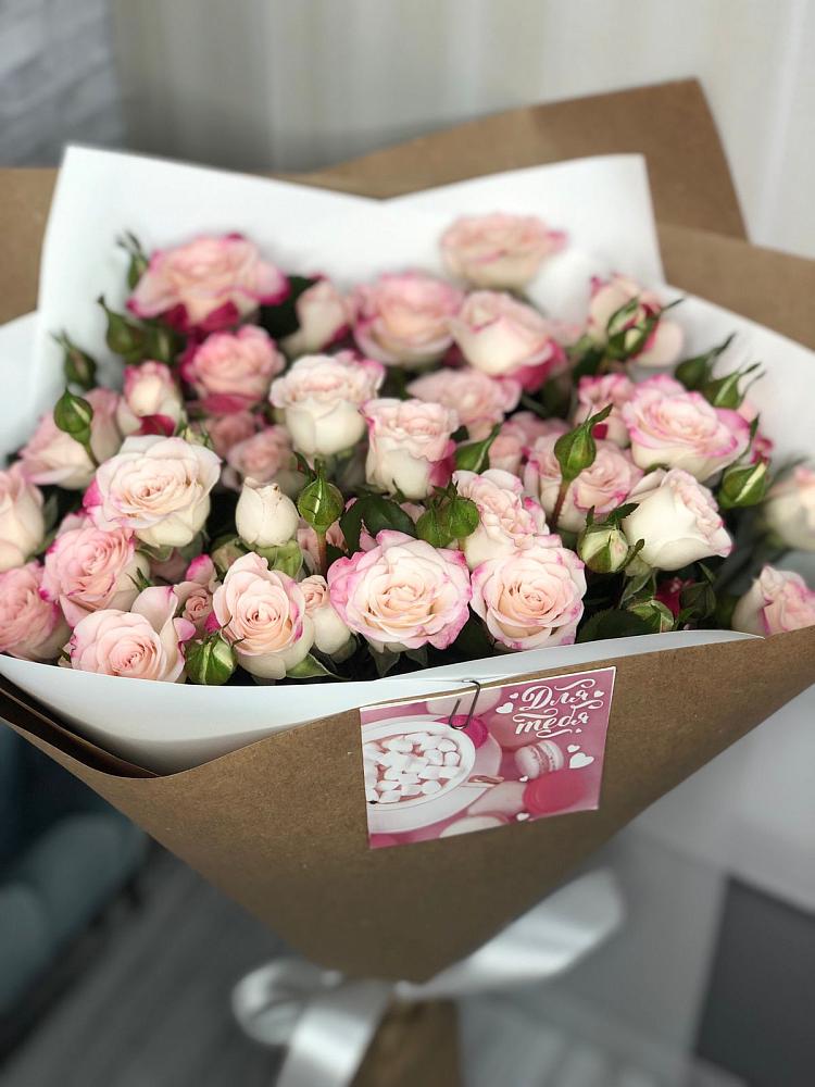 Букет цветов из: Розы в Энеме