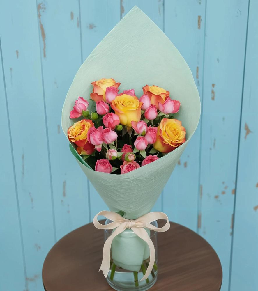 Букет цветов из: Розы в Энеме