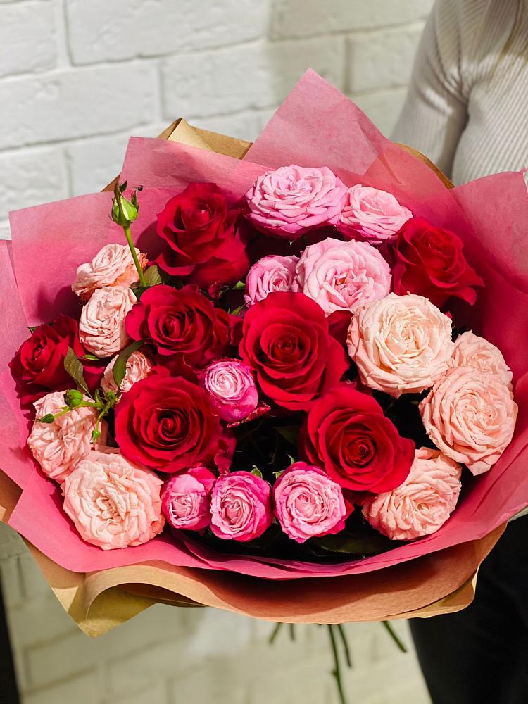 Букет цветов из: Розы в Энеме