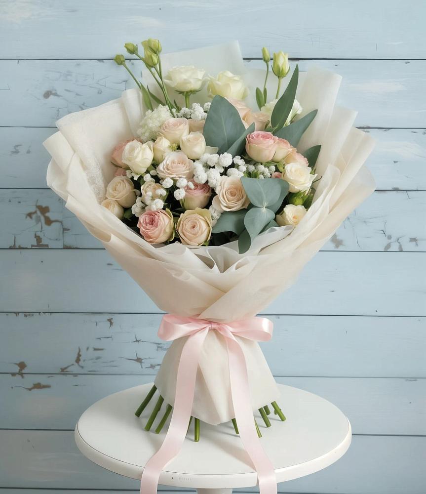 Букет цветов из: Розы и Лизиантусы в Энеме