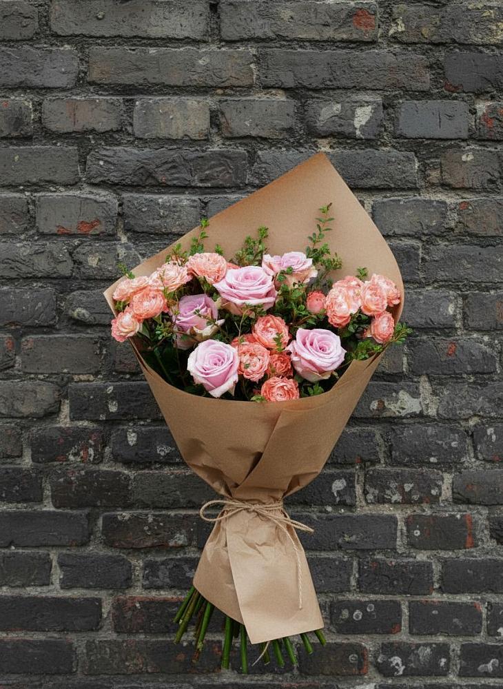 Букет цветов из: Розы в Энеме