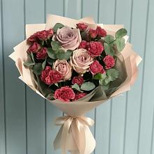 Букет цветов из:  Гвоздики и Розы в Энеме
