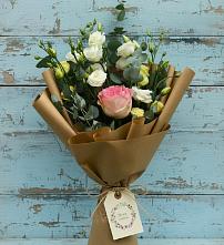 Букет цветов из:  Розы и Лизиантусы в Энеме