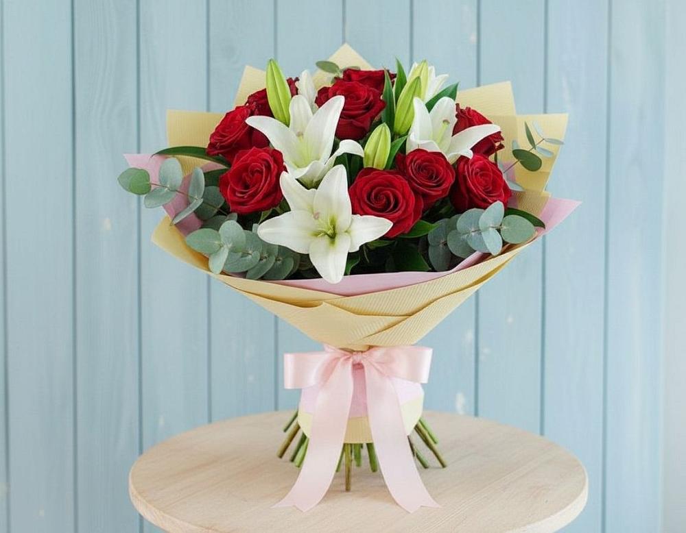 Букет цветов из: Лилии и Розы в Энеме